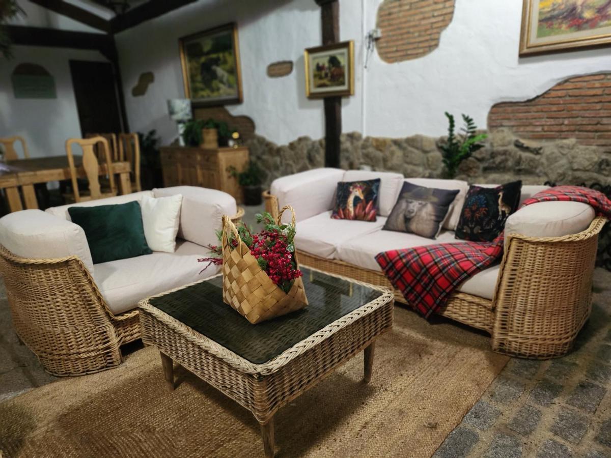 Casa Rural El Canto Del Agua 말파르티다데플라센시아 외부 사진