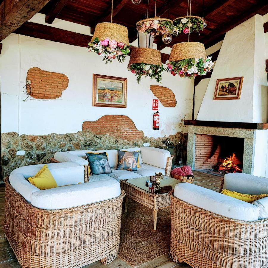 Casa Rural El Canto Del Agua 말파르티다데플라센시아 외부 사진