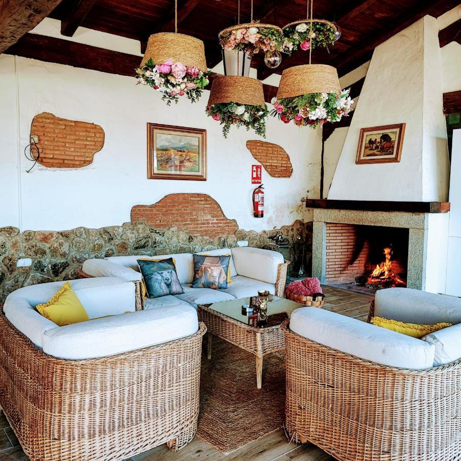 Casa Rural El Canto Del Agua 말파르티다데플라센시아 외부 사진